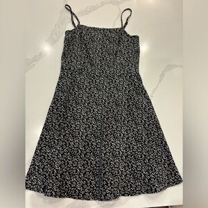 Cute black floral shein dress, super cute for summer!